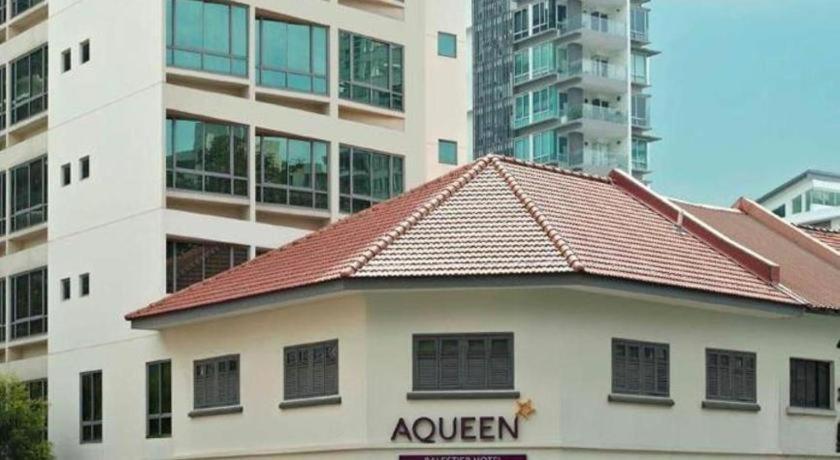 Hotel Reddoorz Premium @ Balestier